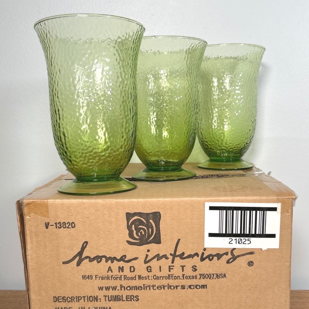 Home Interiors and Gifts Green Hammered Glass Footed Tumblers MCM Retro Set of 3